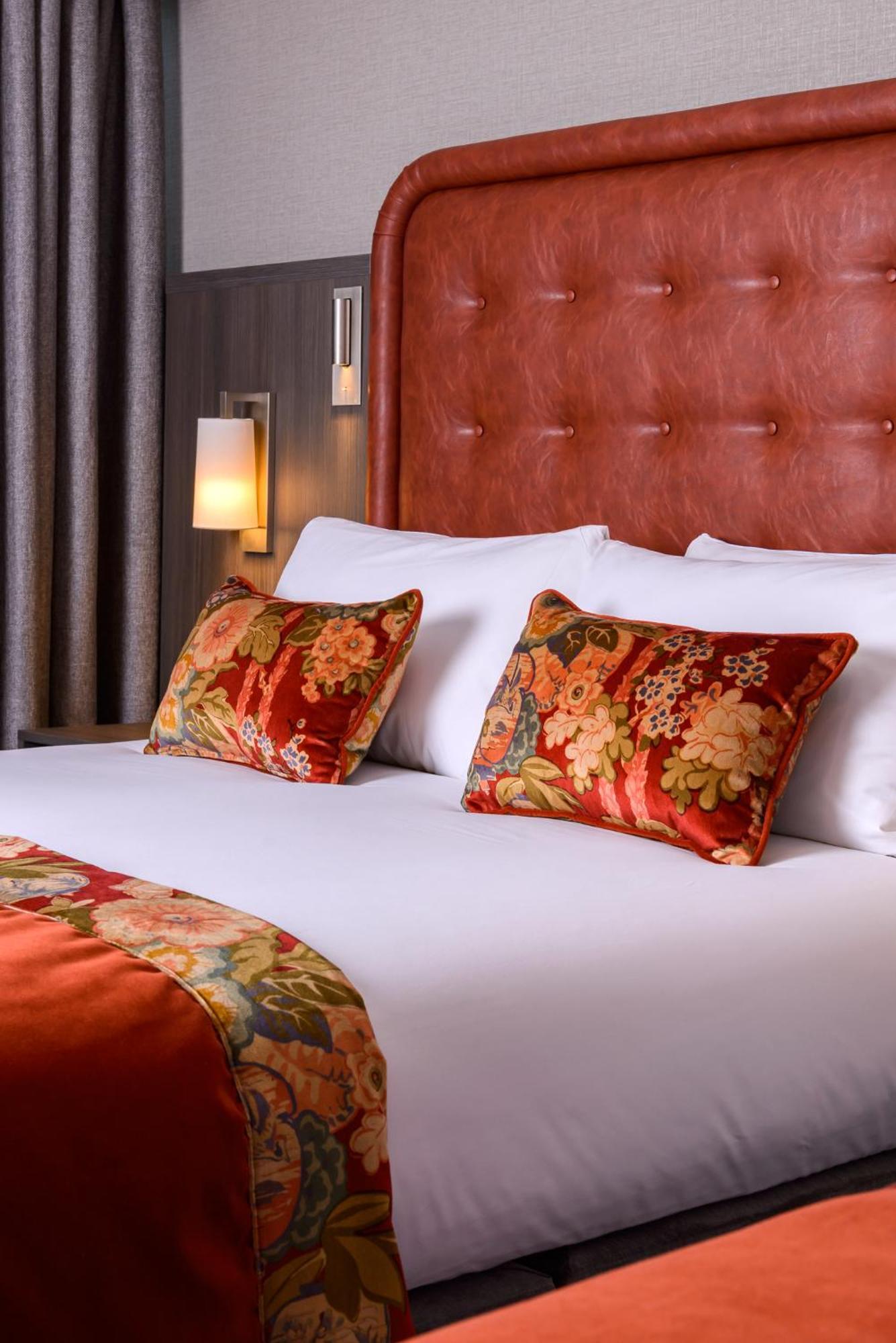 Hotel Киларни Екстериор снимка